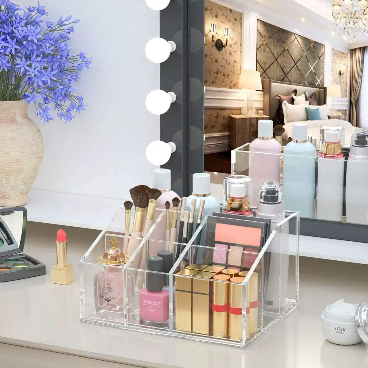Acrylic Display Shelf - Customizable Multi-Grid Organizer
